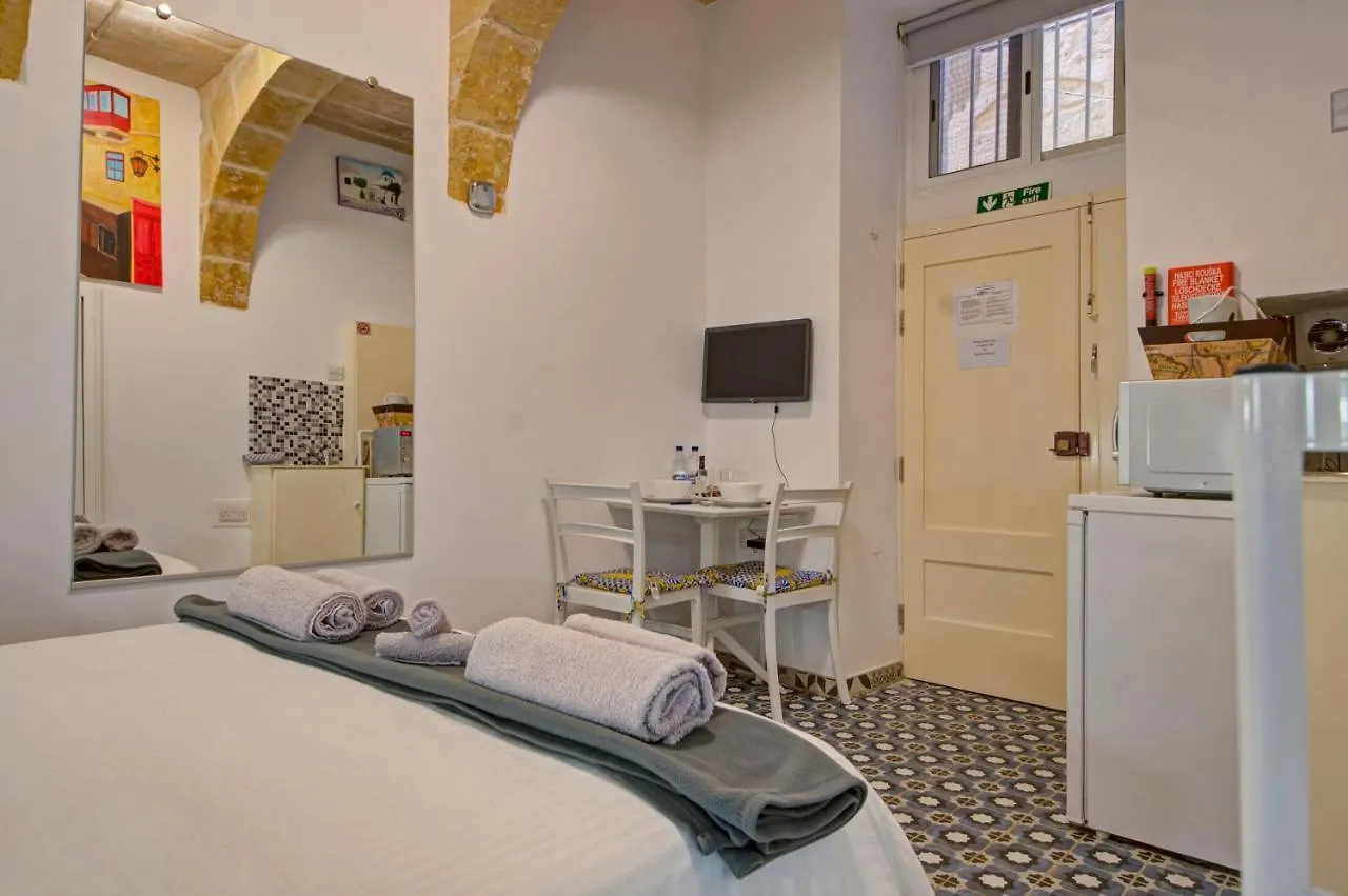 Sally Port 32 Valletta Apartment
